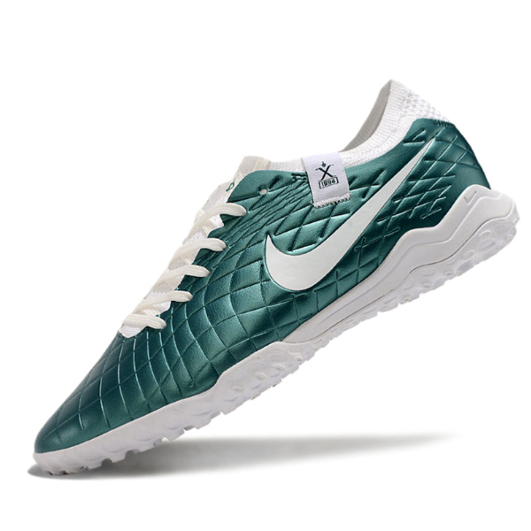 Сороконіжки Найк Tiempo Legend 10 TF